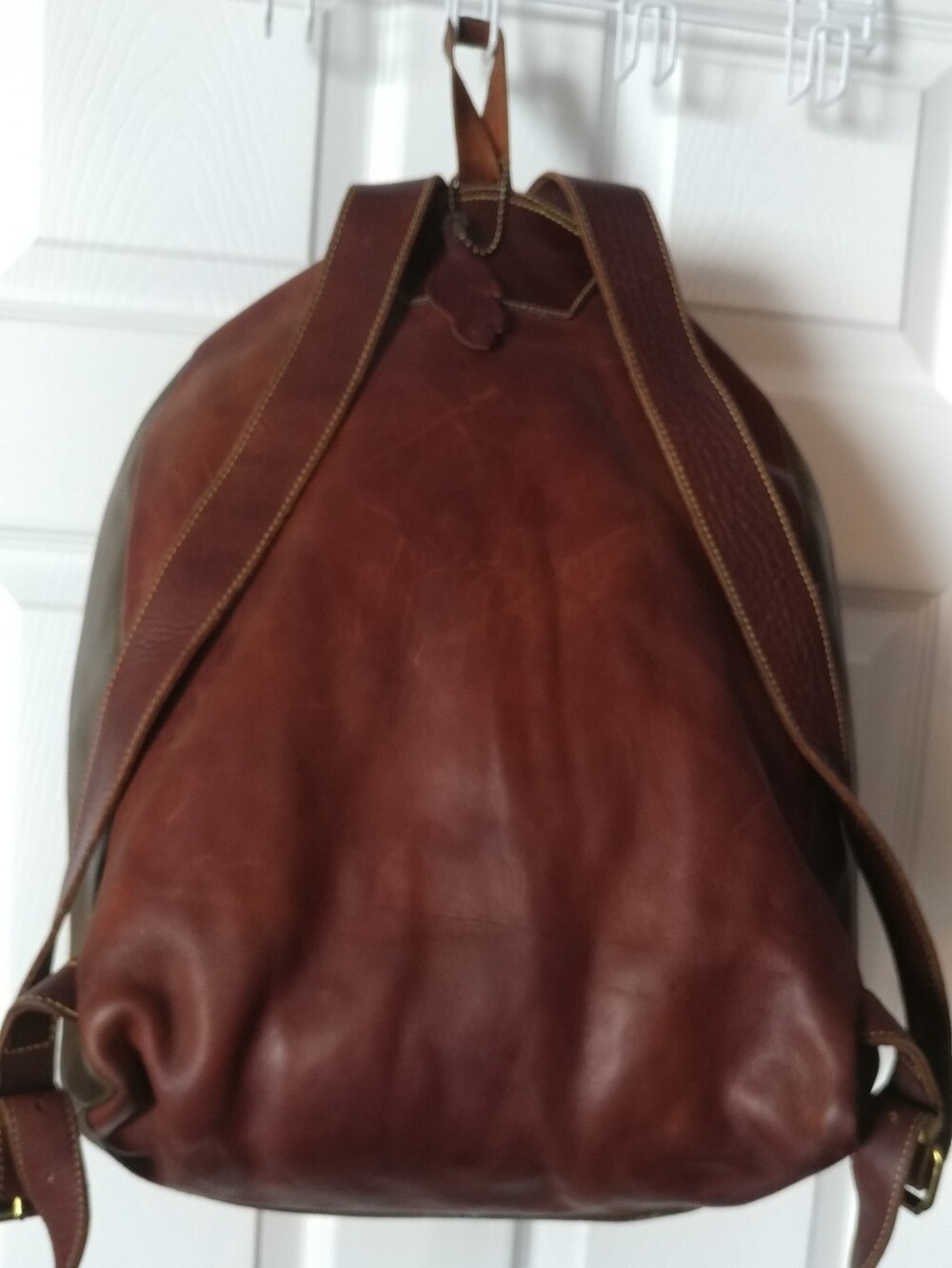 Roots Leather Backpack - Picture 3 of 15